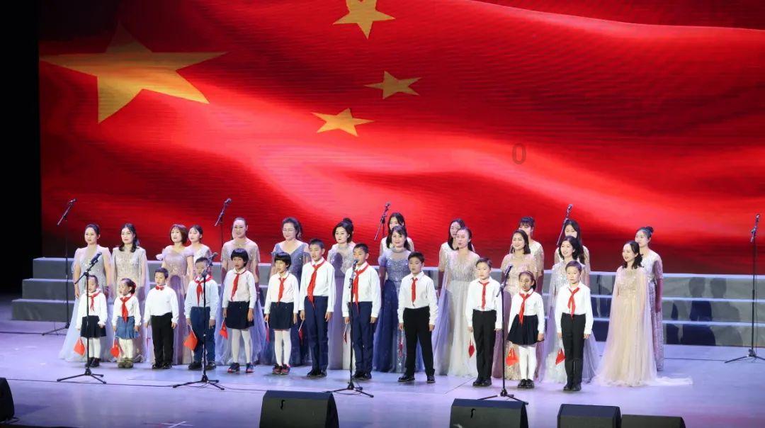 文天祥在狱中写信给其二弟文壁，劝说他投降元朝做官？